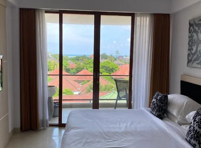 アパート Stylish 2 Bedroom Penthouse Apt, Newly Refreshed, 50 Mbps, Pool, Gym, Resto