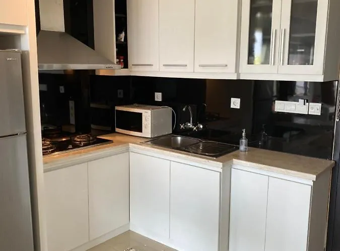 アパート Stylish 2 Bedroom Penthouse Apt, Newly Refreshed, 50 Mbps, Pool, Gym, Resto