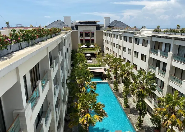 Stylish 2 Bedroom Penthouse Apt, Newly Refreshed, 50 Mbps, Pool, Gym, Resto アパート クタ